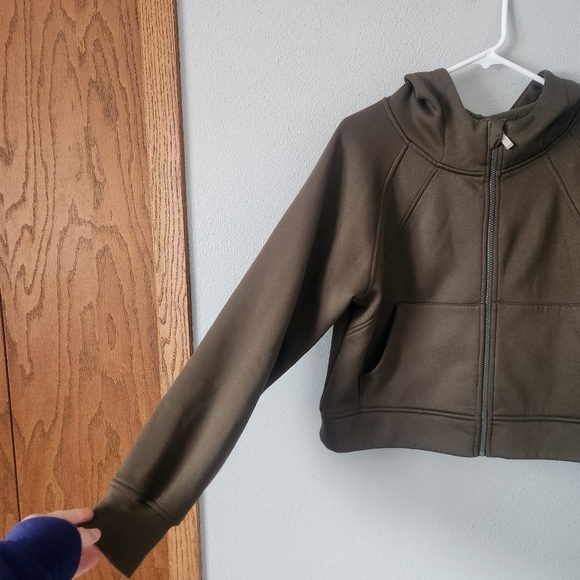 LasLuLu Zip-Up Jacket - Picture 3 of 9